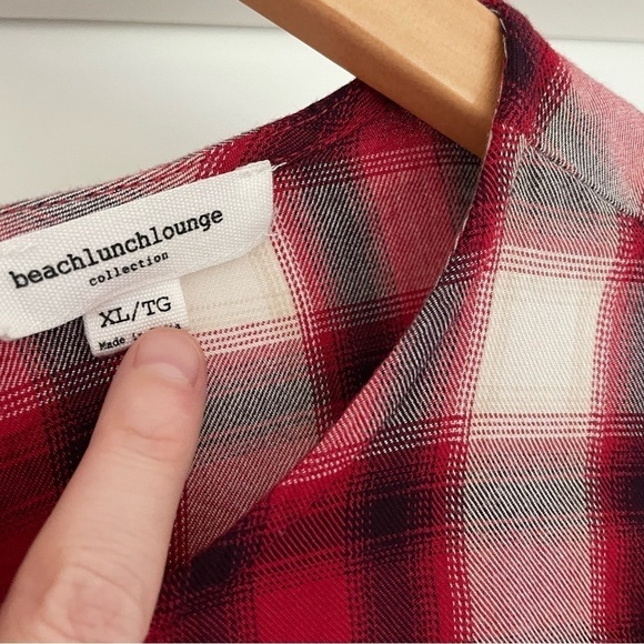 Beachlunchlounge Ruffle Plaid Top XL - Picture 5 of 6